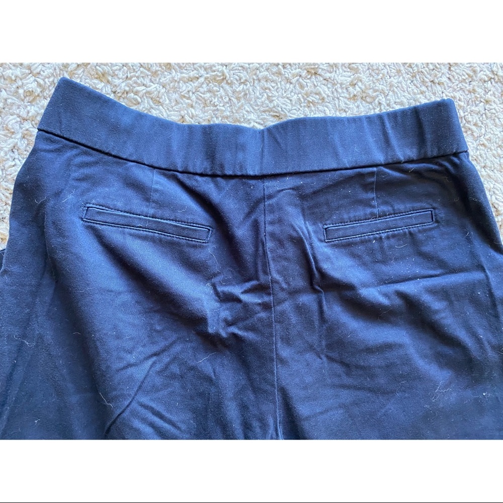Navy capris. - Picture 3 of 5